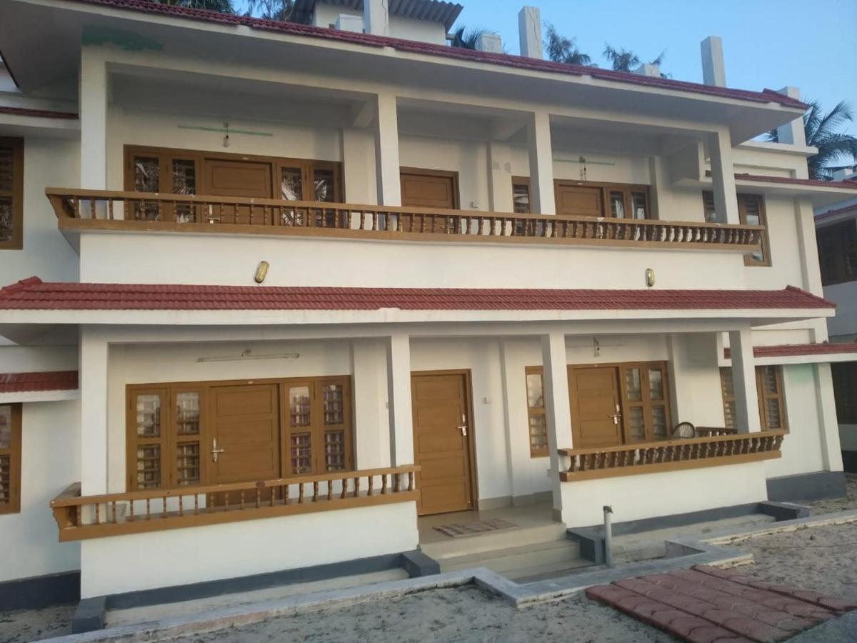 Kadmath Beach Resort Kadmath Island Exterior photo