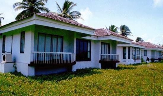 Kadmath Beach Resort Kadmath Island Exterior photo